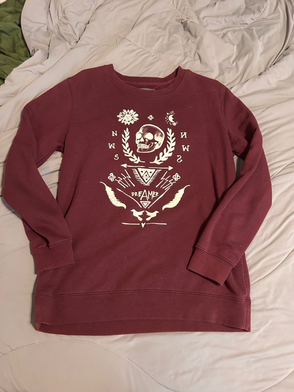 Kendall & Kylie Graphic Skull Crewneck Sweatshirt